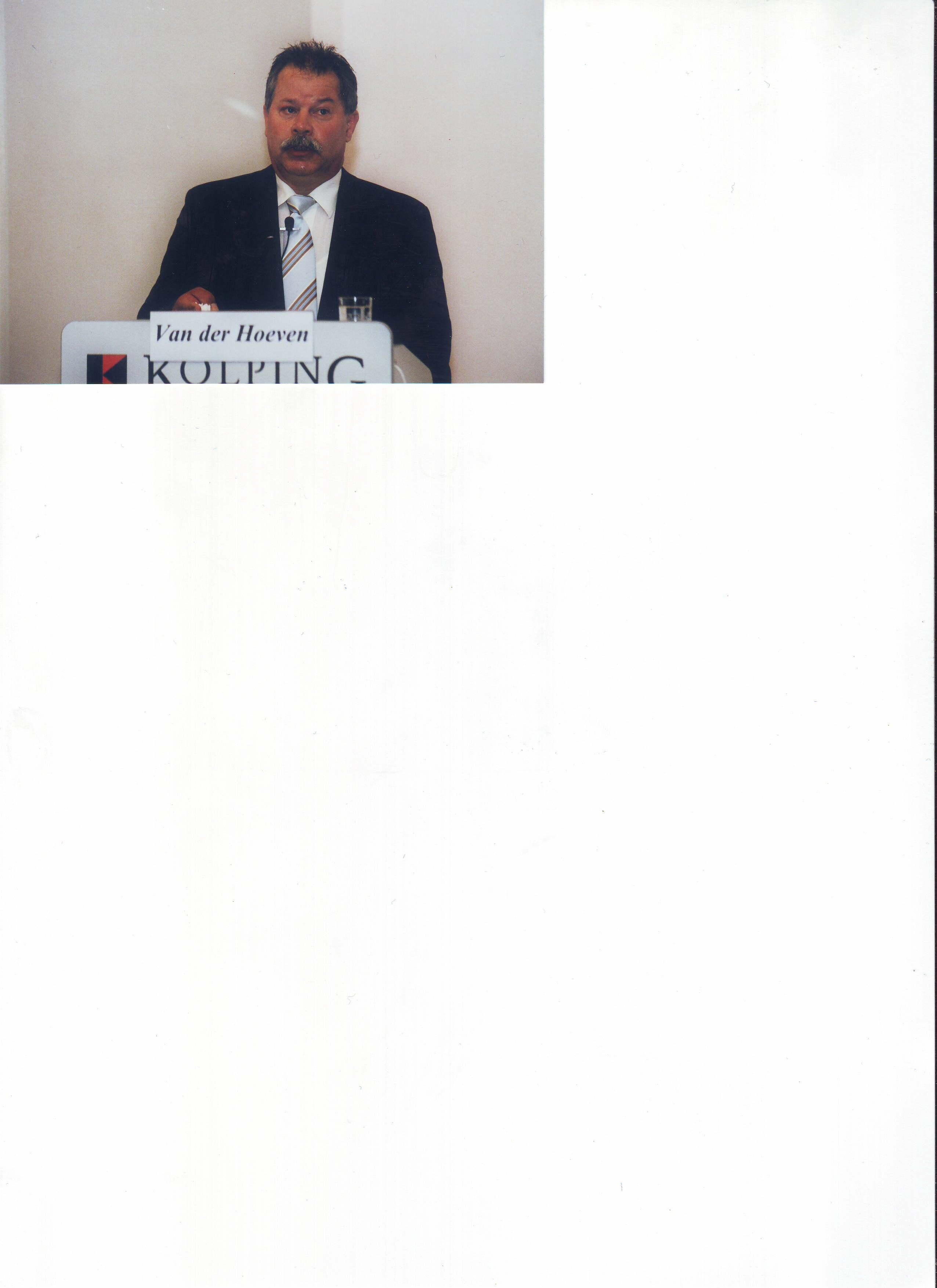 3vdHoeven_KlausRidder